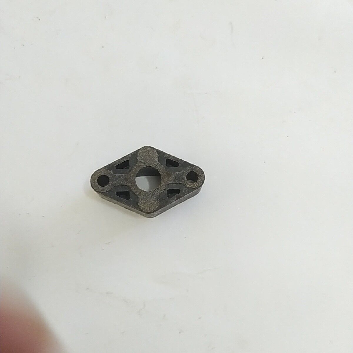 Ricambio COLLETTORE CARBURATORE usato per decespugliatore Komatsu ZENOAH G4K