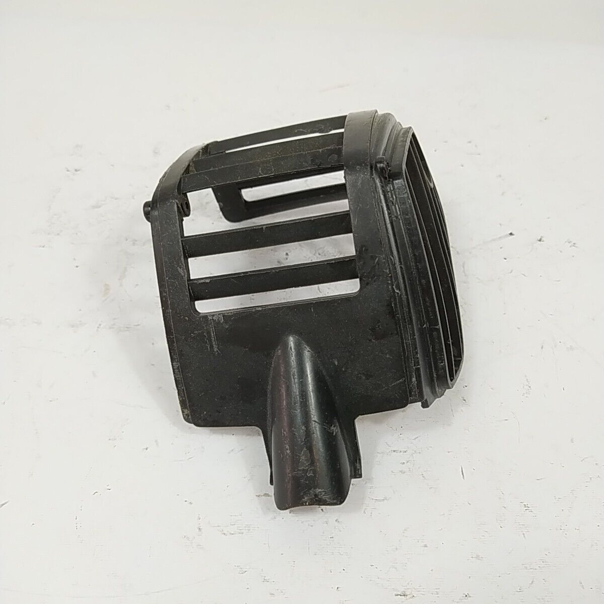 COPERCHIO CILINDRO MOTORE ricambi usati per decespugliatore MCCULLOCH CABRIO 251