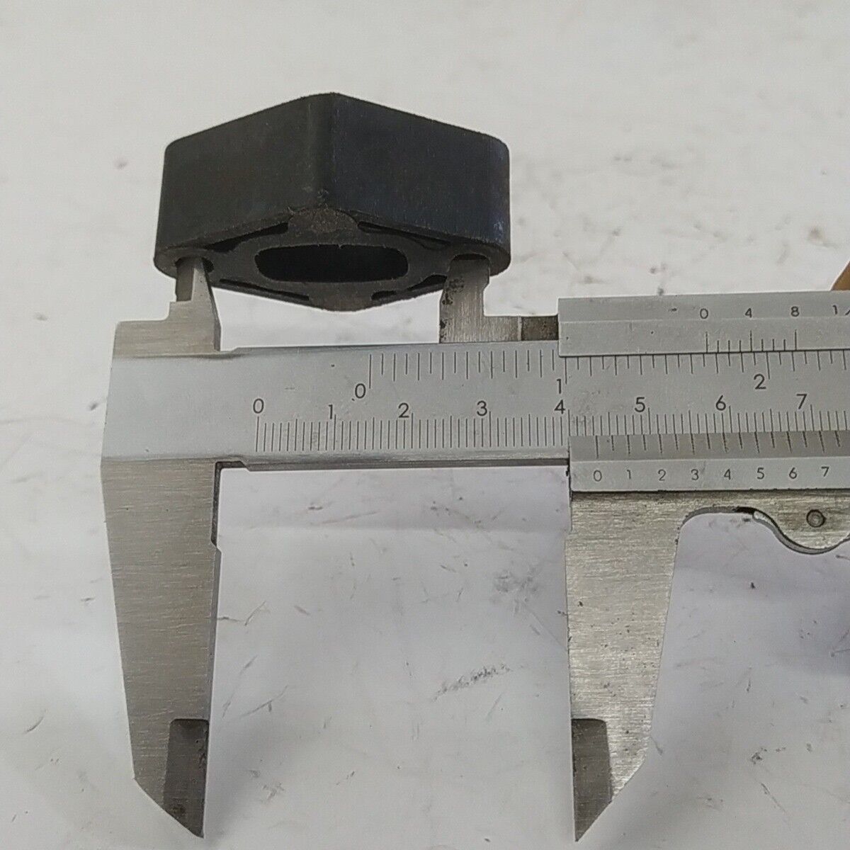 Ricambio COLLETTORE CARBURATORE usato per decespugliatore Komatsu ZENOAH G4K