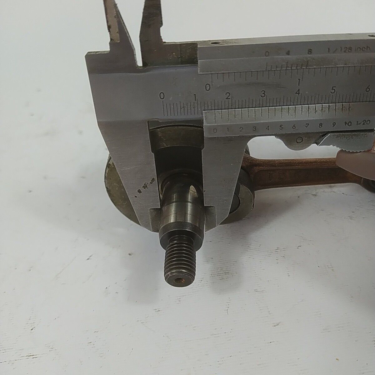 Ricambio ALBERO MOTORE ORIGINALE per decespugliatore TANAKA 501 ik usato