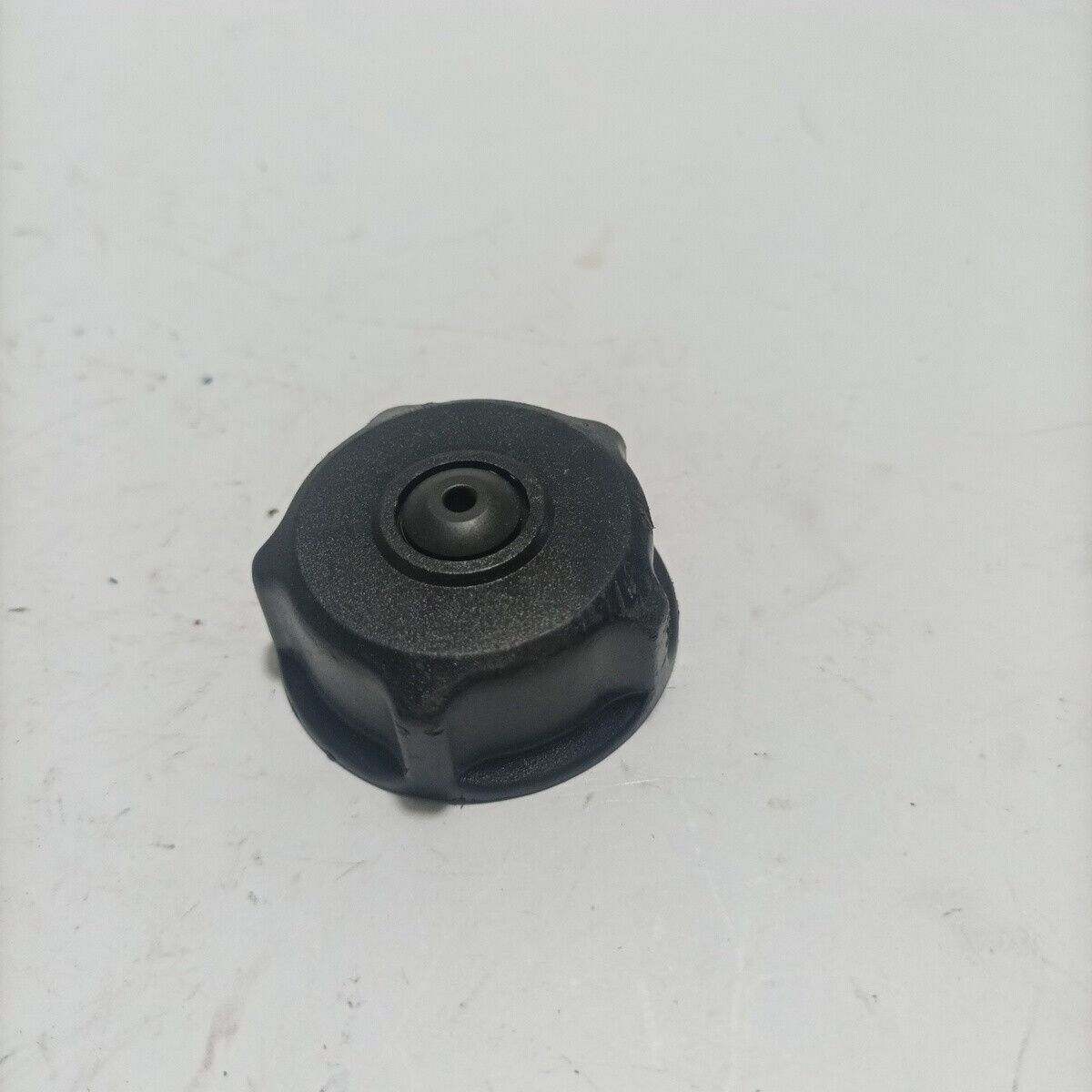DECESPUGLIATORE EFCO oleo mac KING 26 TAPPO SERBATOIO carburante usato