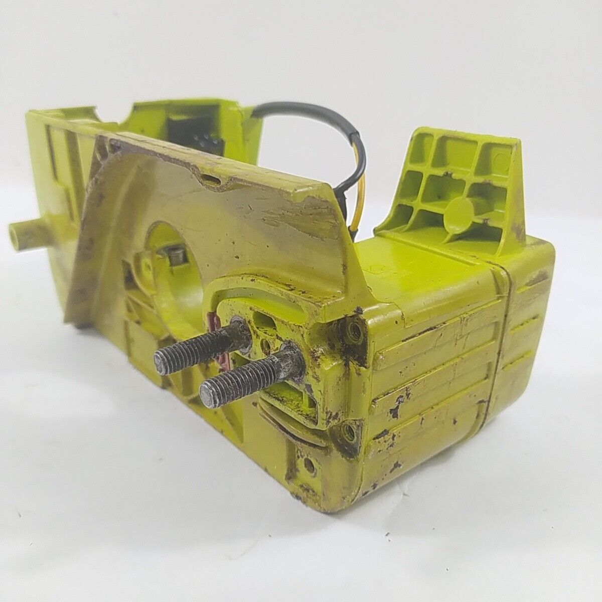 Ricambio BASAMENTO CILINDRO SERBATOIO CARBURANTE PER MOTOSEGA POULAN usato