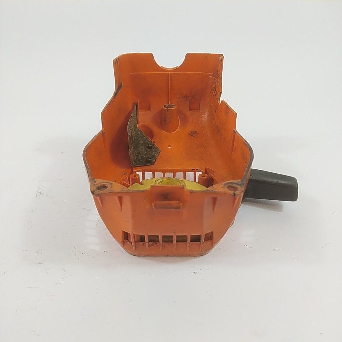 Ricambio usato COPERCHIO DI AVVIAMENTO A STRAPPO per DECESPUGLIATORE EMAK EFCO