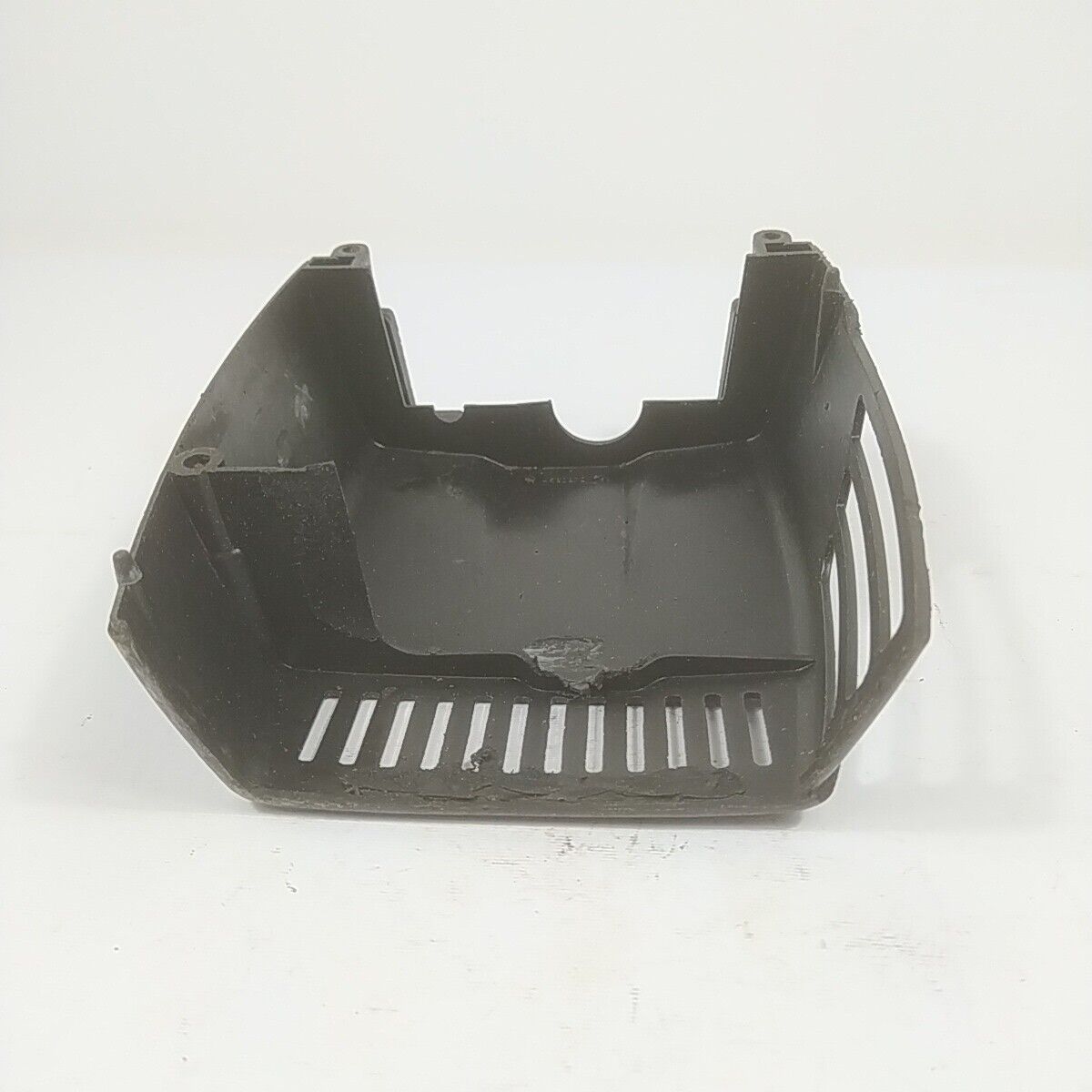 Ricambio per motosega ALPINA 500 COPERCHIO MOTORE COPRI CILINDRO ORIGINALE usato