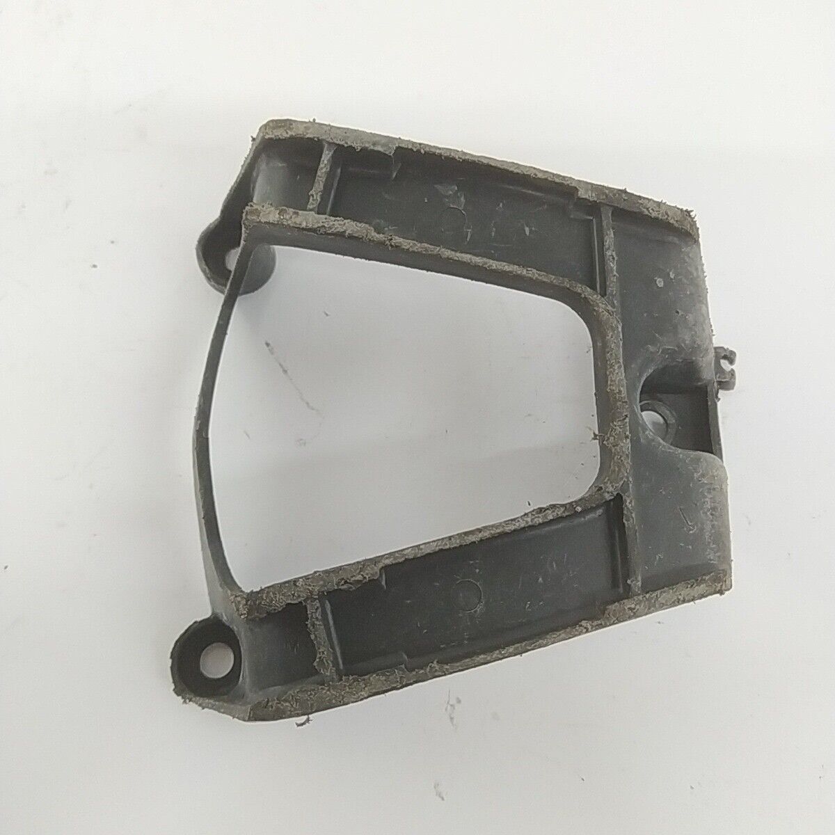 Ricambio usato STAFFA protezione SERBATOIO per decespugliatore KAWASAKI TG 33