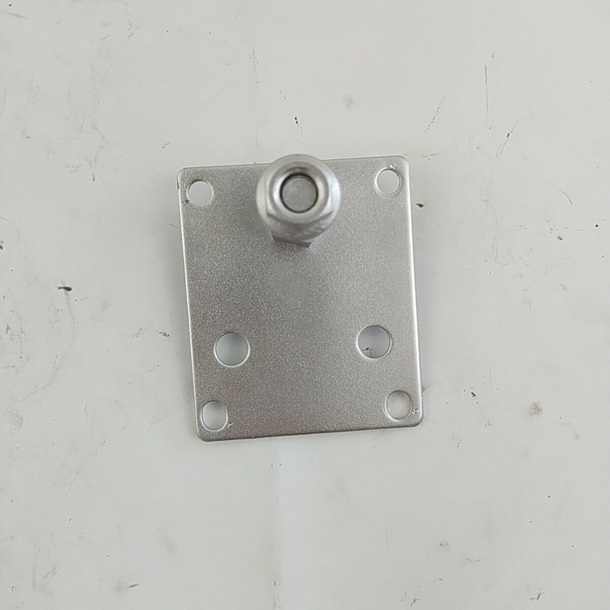 Ricambio STAFFA PIASTRA MOTORE a zaino usato per decespugliatore KAWASAKI TD 40