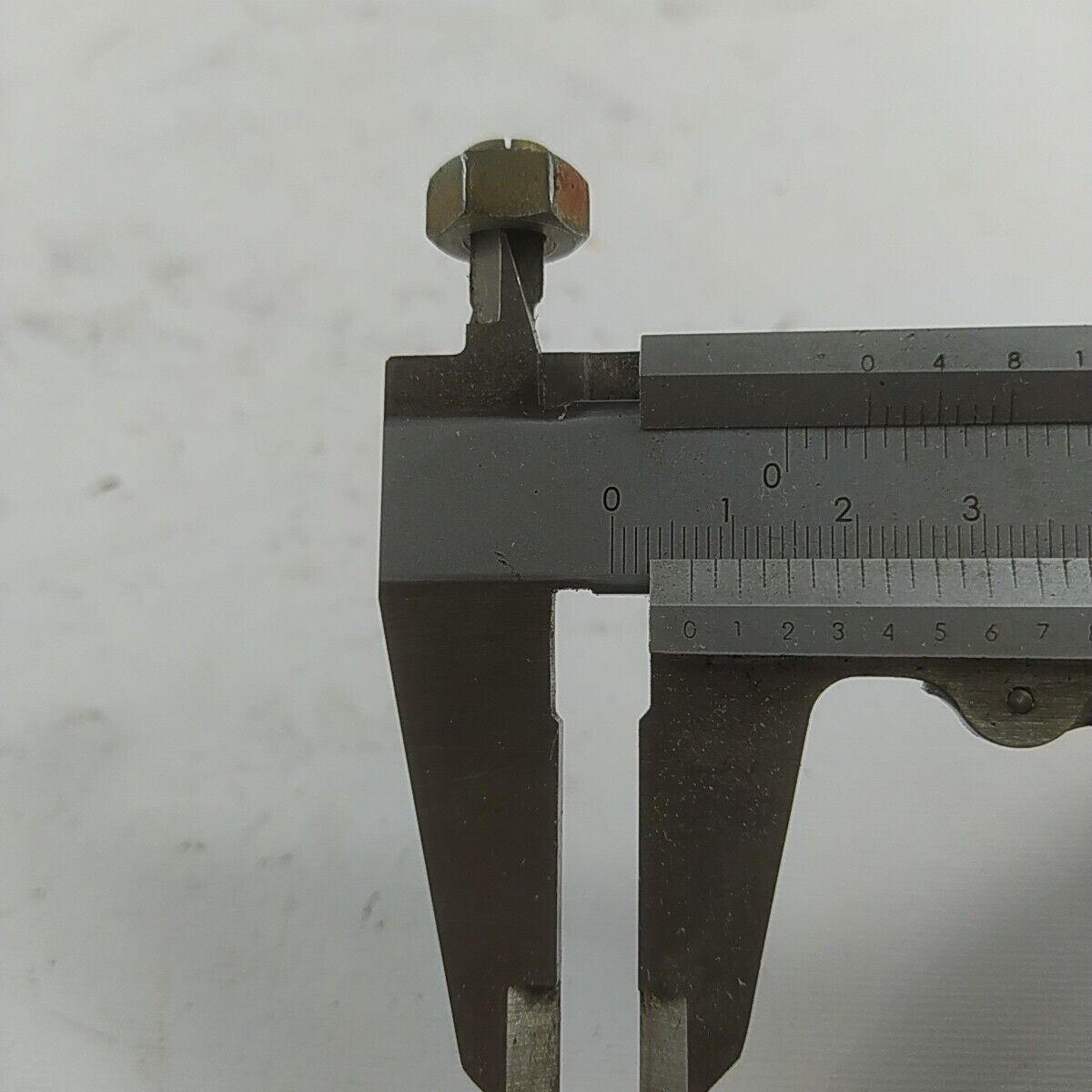 ricambio DADO VOLANO BULLONE ALBERO MOTORE per motosega CASTOR C 70 usati