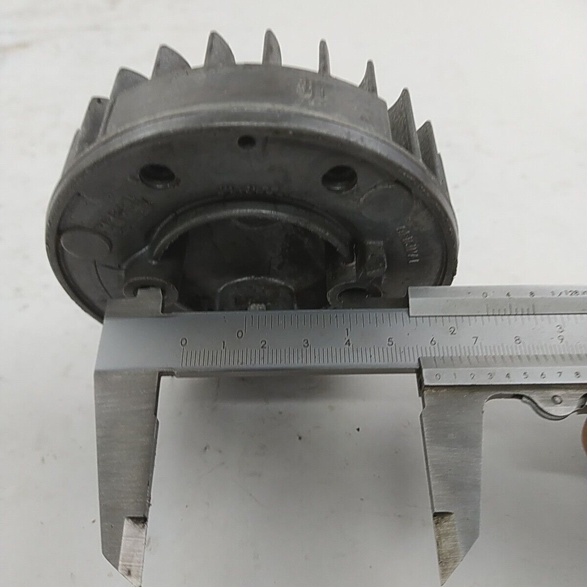 Ricambi DECESPUGLIATORE ALPINA star 41 F VOLANO magnetico di  avviamento usato
