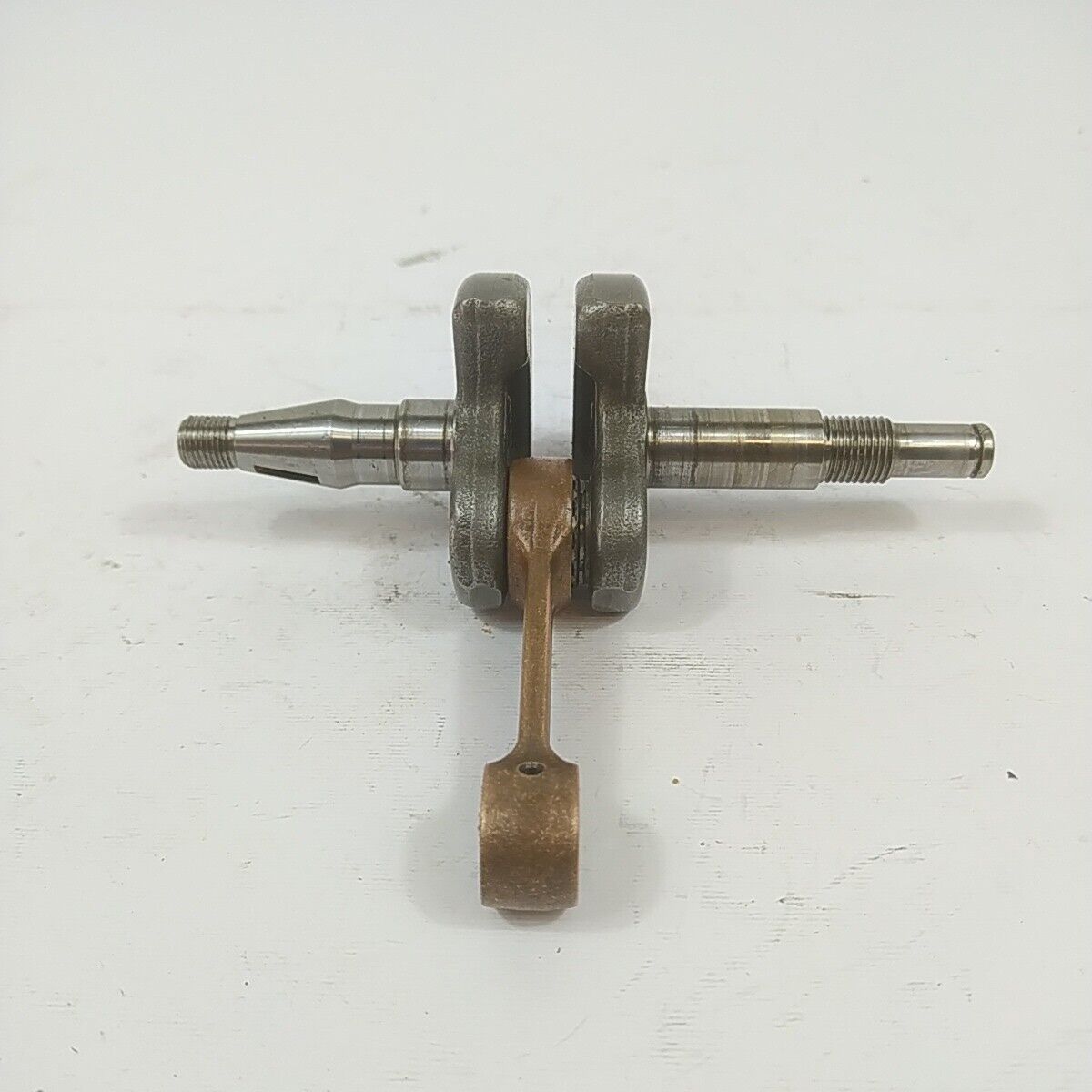 Ricambio ALBERO MOTORE ORIGINALE per motosega CASTOR CP 700 usato