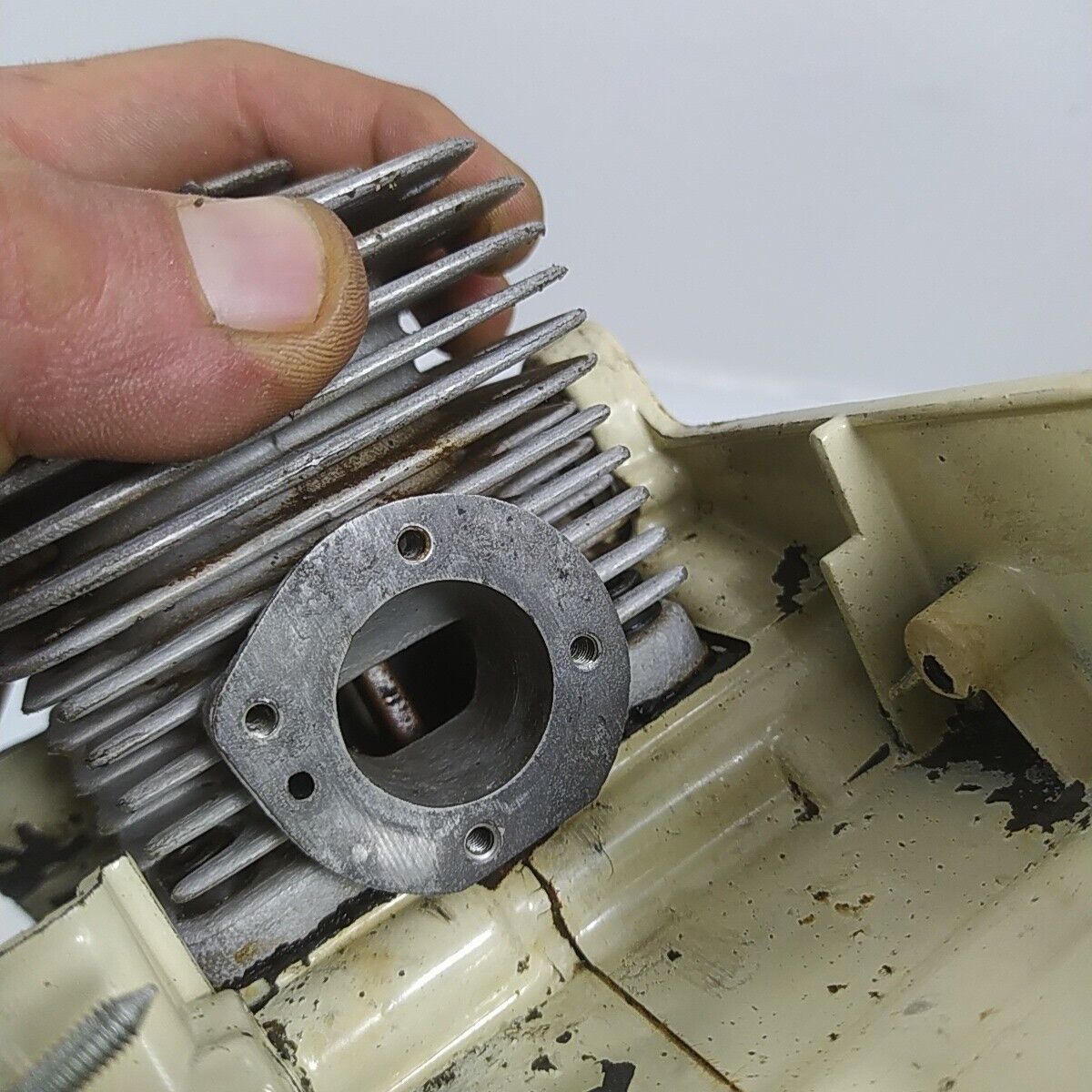 Ricambi per MOTOSEGA BLITZ 600 OLEO MAC 260 usati KIT CILINDRO E PISTONE MOTORE