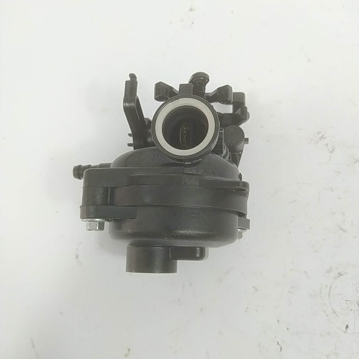 Ricambio CARBURATORE M06118 593695 per tosaerba Briggs & Stratton 675 EXi usato