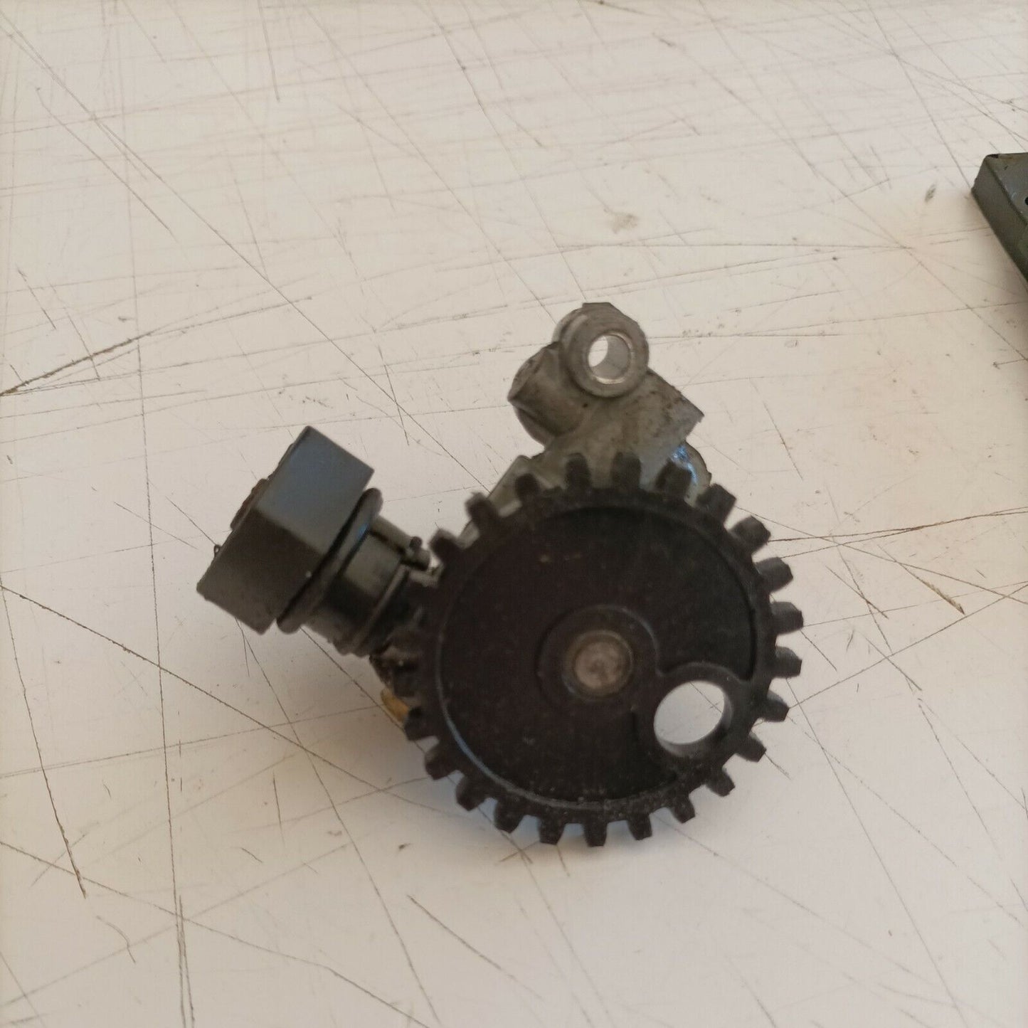 POMPA OLIO completa PER MOTOSEGA OPEM JOLLY 155 AUTOMATIC ricambi usati