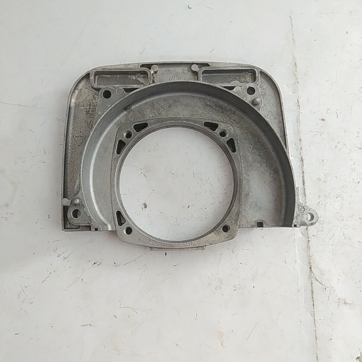 Ricambio CARTER SUPPORTO CAMPANA usato per decespugliatore MARUYAMA 420 42