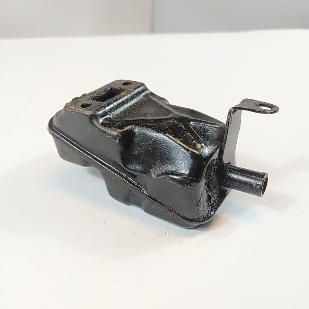 Ricambio SILENZIATORE MARMITTA usato per decespugliatore Komatsu ZENOAH G3K