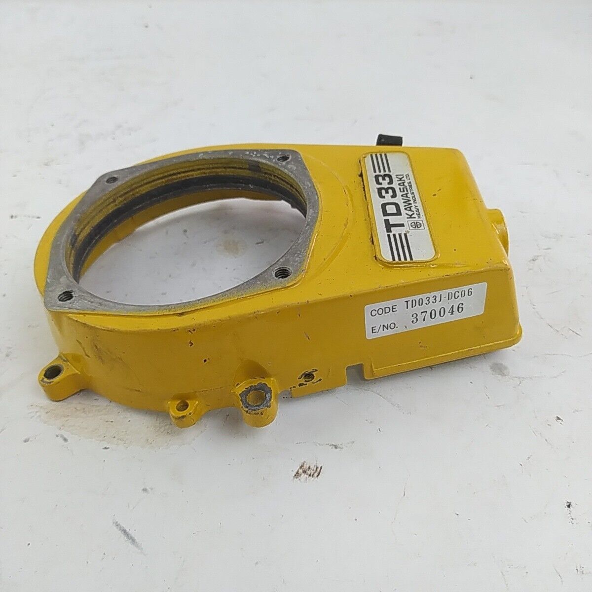 ricambio COPERCHIO VOLANO di accensione usato per decespugliatore KAWASAKI TD 33