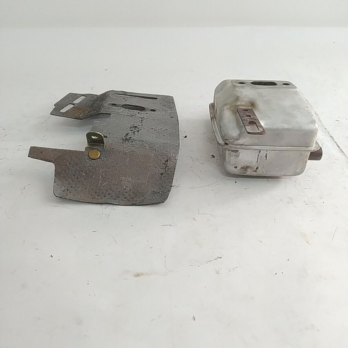 Ricambio MARMITTA SILENZIATORE scarico usato per decespugliatore MARUYAMA 420 42