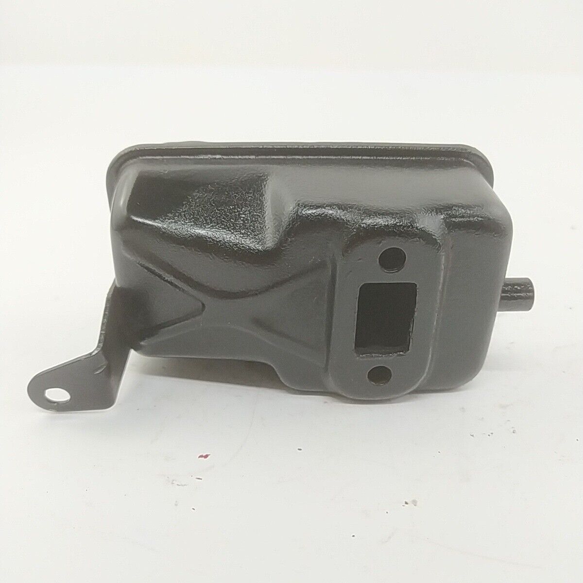 Ricambi MARMITTA TERMINALE DI SCARICO usati decespugliatore Komatsu ZENOAH G5K