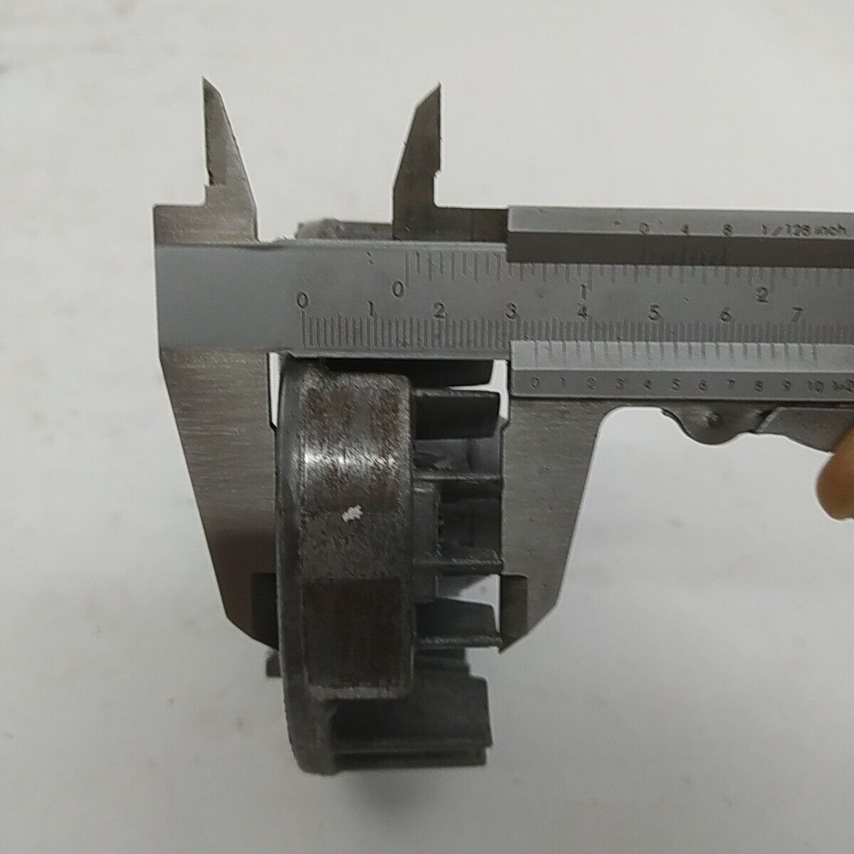 Ricambi DECESPUGLIATORE ALPINA star 41 F VOLANO magnetico di  avviamento usato