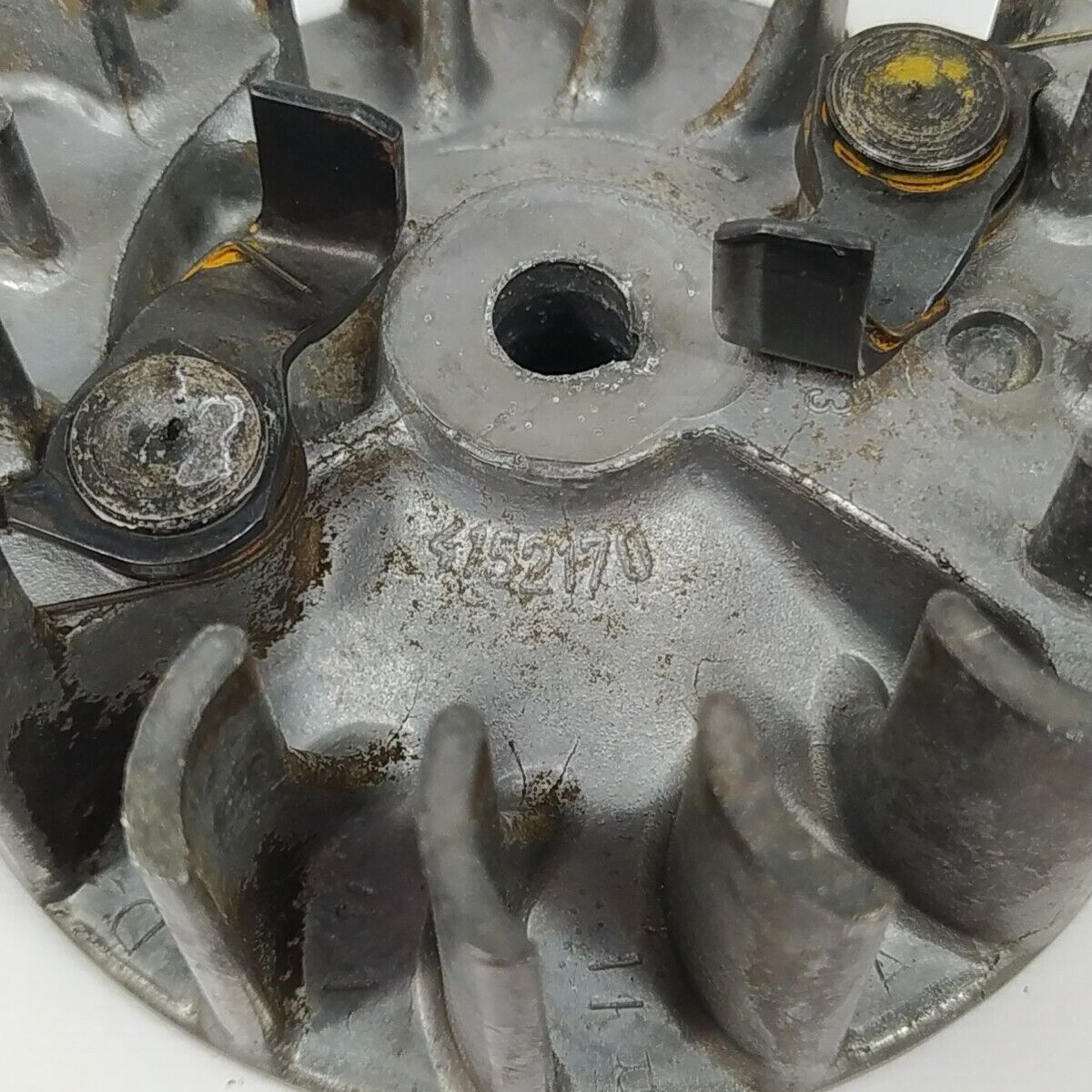 ricambi usati VOLANO MAGNETICO DI ACCENSIONE ORIGINALE per motosega CASTOR 438 