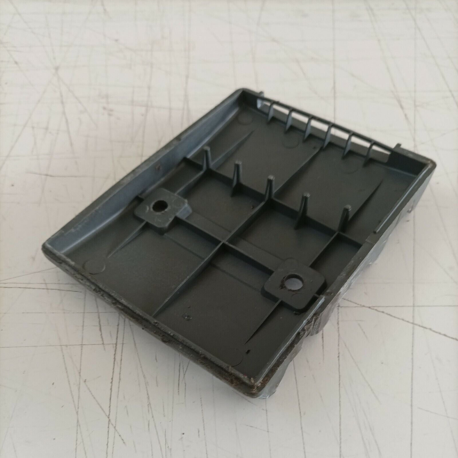 COPERCHIO filtro aria E COPRI carburatore PER MOTOSEGA EFCO 134 ricambi usati