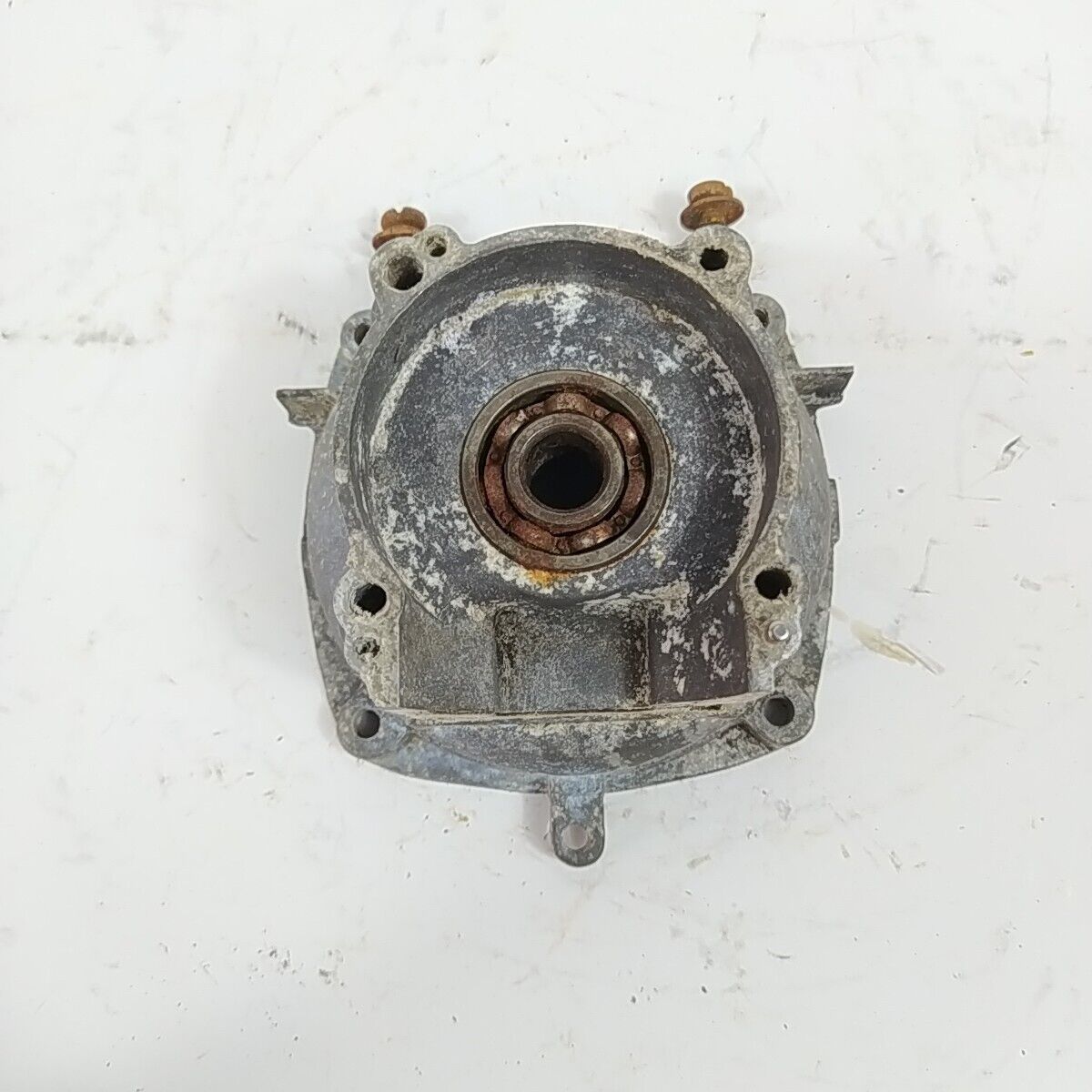 CARTER MOTORE BASAMENTO CILINDRO PER DECESPUGLIATORE SOMEC SHT 40  SHT 34 usato
