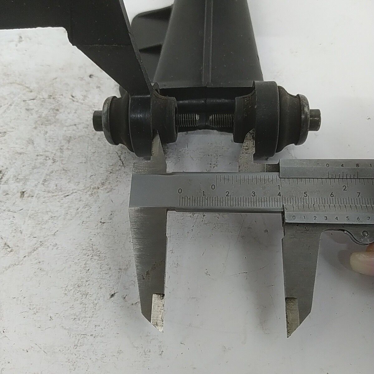 Ricambi IMPUGNATURA MANIGLIA manico COMANDI usati per motosega ALPINA  prof 70 s