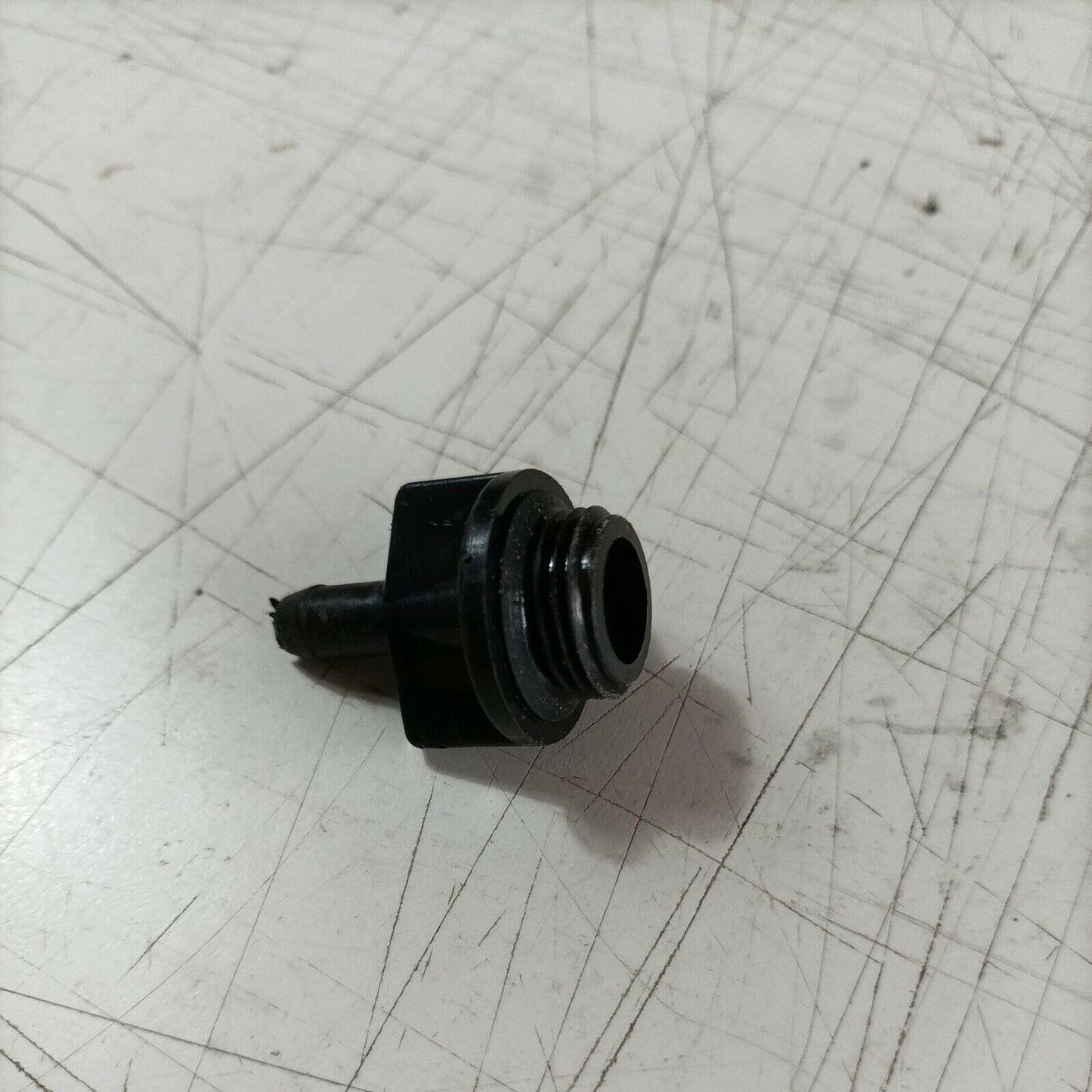 TAPPO OLIO MOTORE PER KRAMER 500 LR 410 ANNO 1979 MOTORE ROTAX ricambi usati