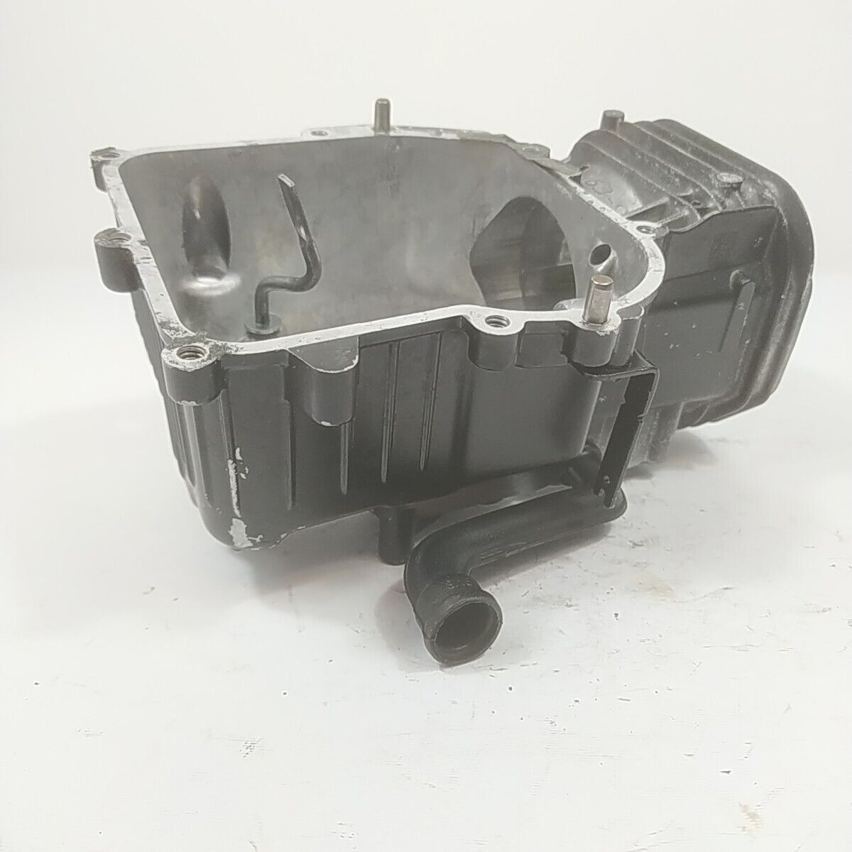 Ricambio CILINDRO CARTER MOTORE per tosaerba Briggs & Stratton 675 EXi usato