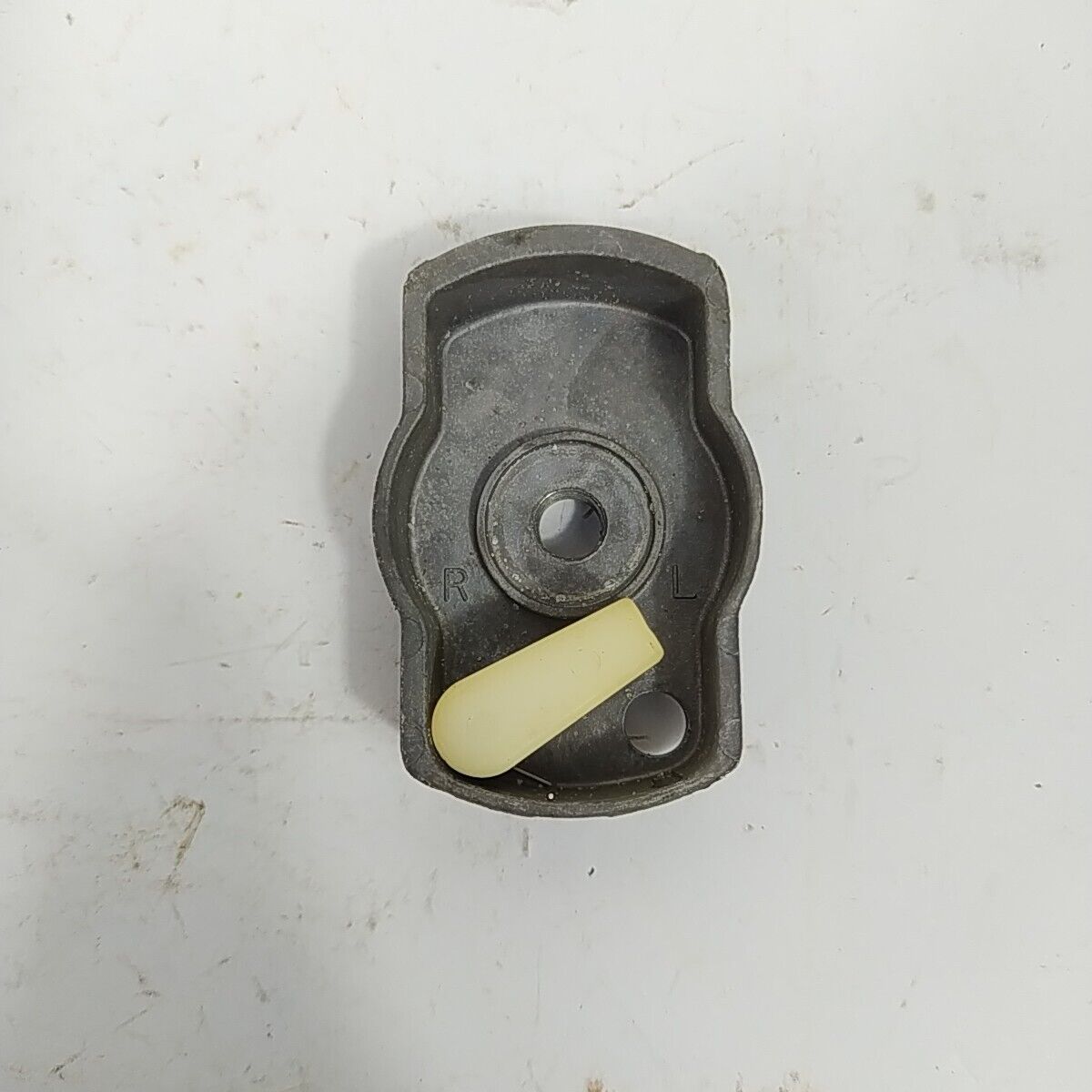COPERCHIO E CRICCHETTO DI AVVIAMENTO per decespugliatore ECHO GT 22 SRM 22 usati