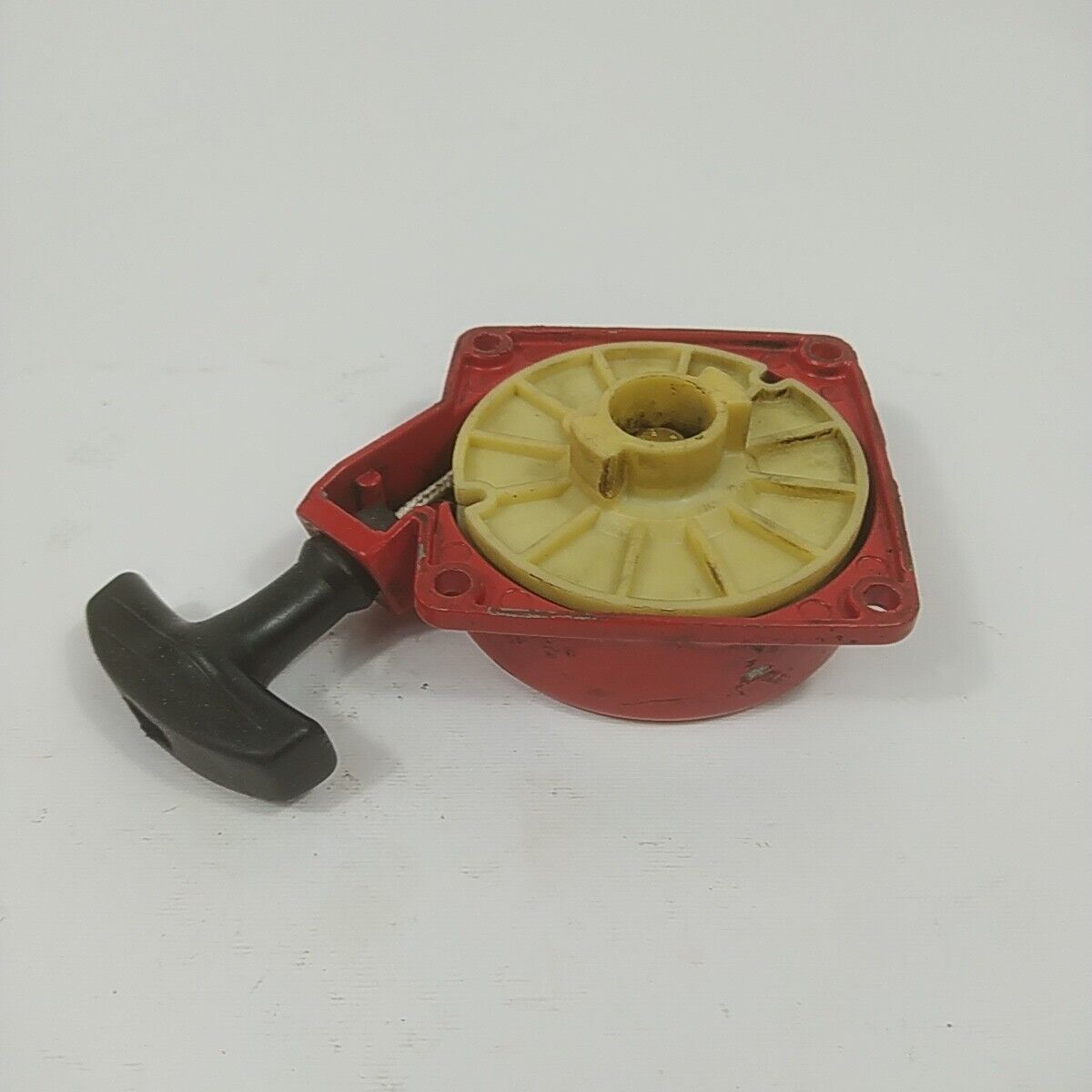 Ricambio per decespugliatore EFCO 8420 8425 COPERCHIO AVVIAMENTO A STRAPPO usato