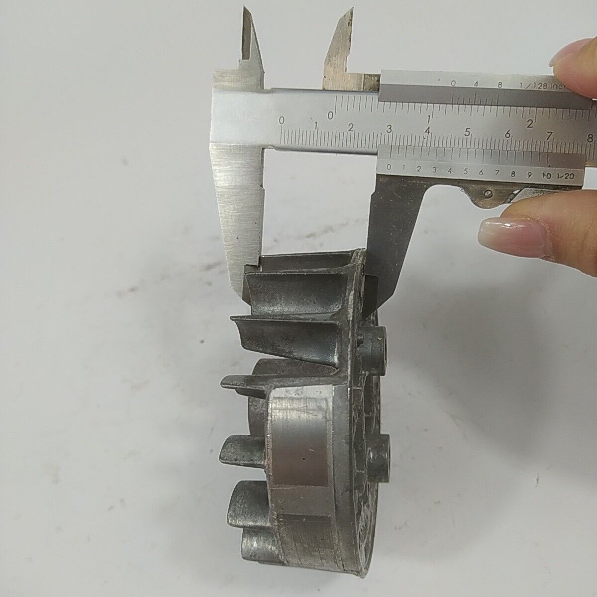 Ricambio per decespugliatore EFCO 8250 VOLANO MAGNETICO DI AVVIAMENTO usato