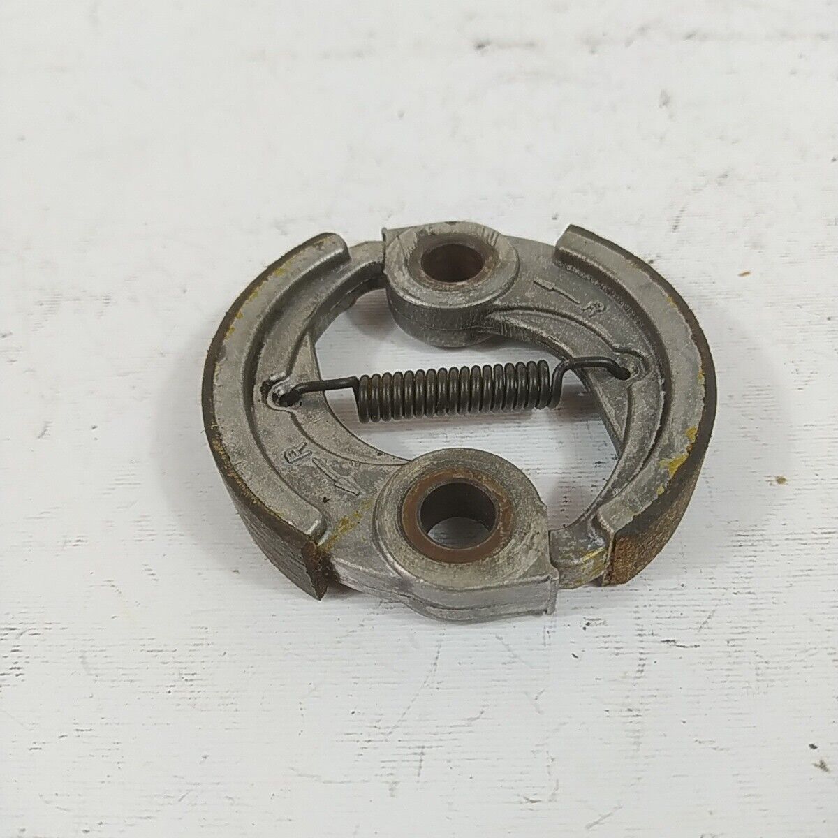 Ricambio DECESPUGLIATORE kawasaki kt 17 FRIZIONE TRASMISSIONE campana usato