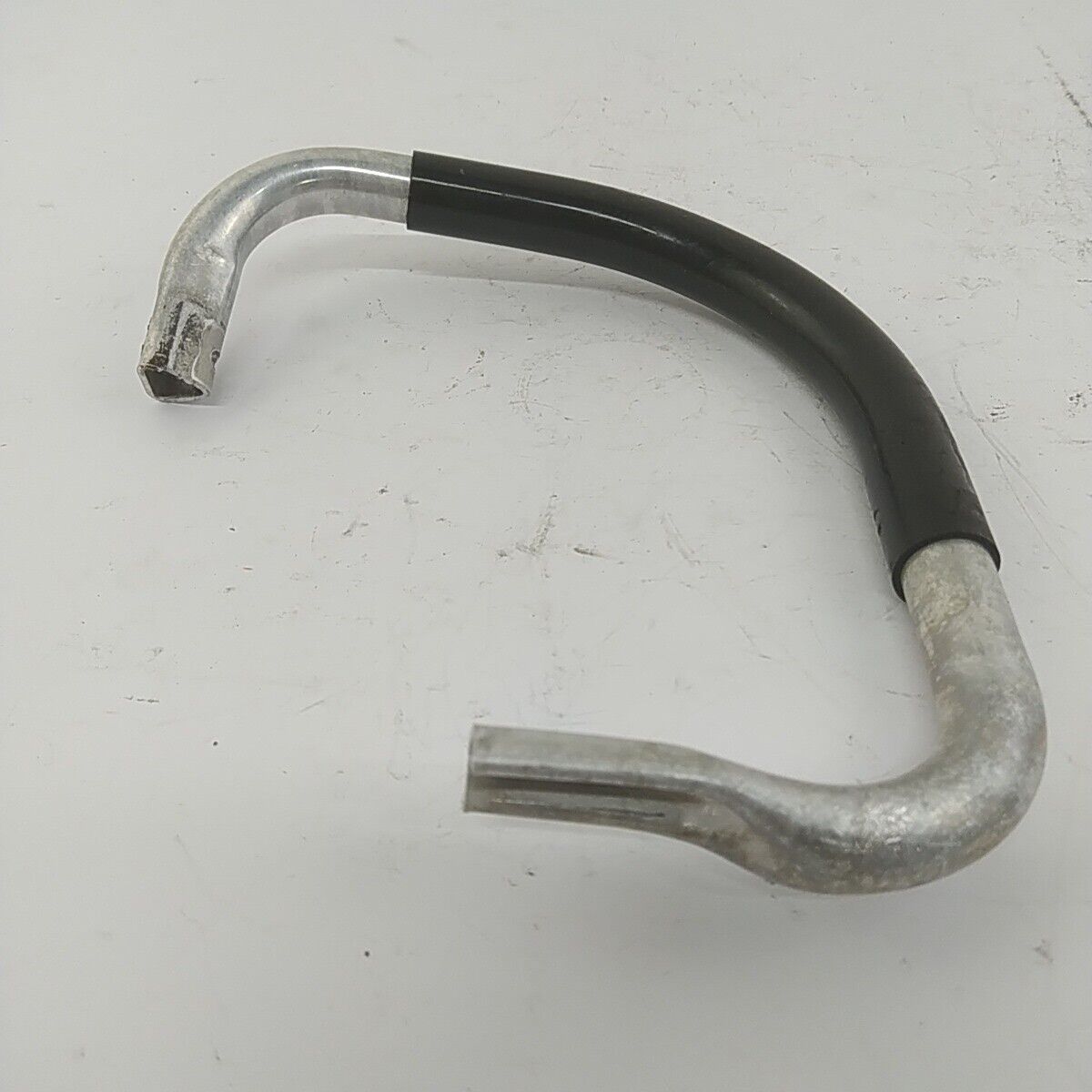 Ricambio usato MANIGLIA MANICO SUPERIORE IMPUGNATURA per MOTOSEGA Echo 330 EVL