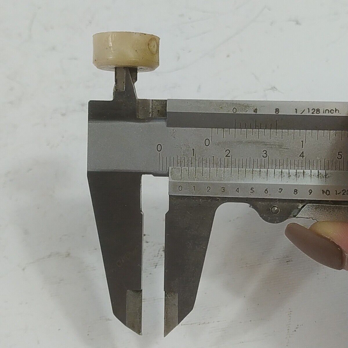 Ricambi usati per decespugliatore MCCULLOCH BP 38 SUPPORTI SERBATOIO CARBURANTE