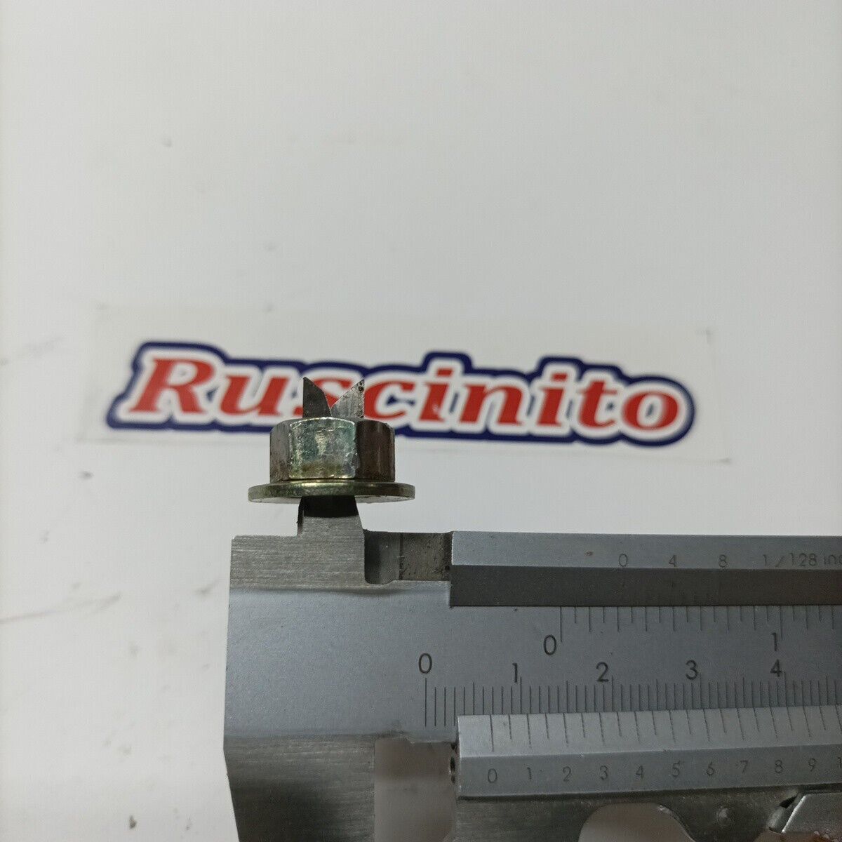 Ricambio DADO bullone ALBERO MOTORE Usato per decespugliatore Komatsu ZENOAH G3K