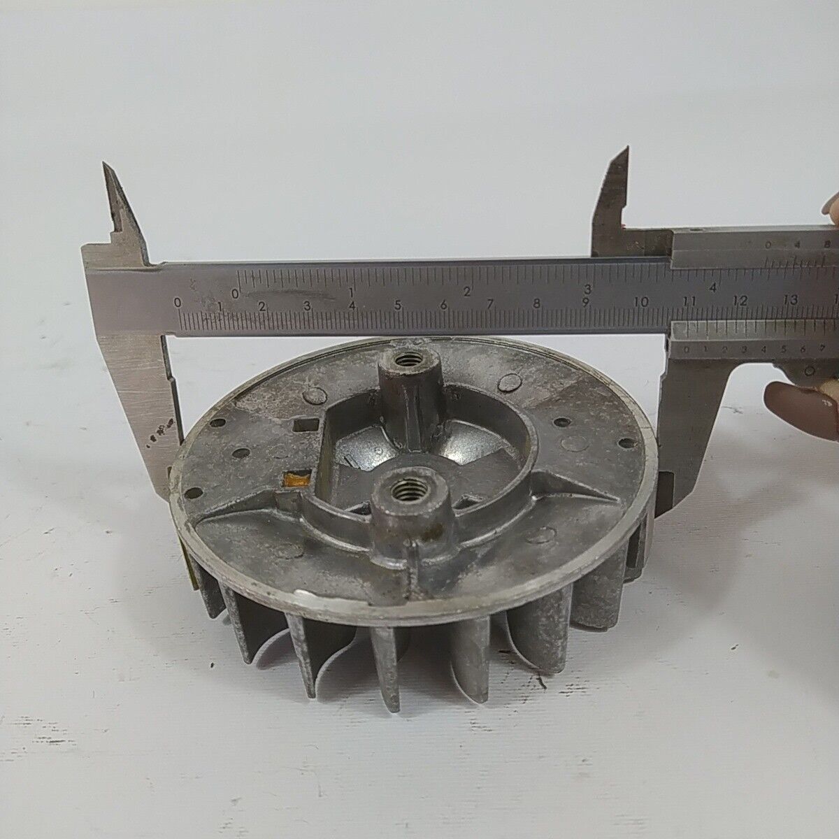 Ricambi VOLANO MAGNETICO DI AVVIAMENTO per decespugliatore TANAKA 501 ik usati