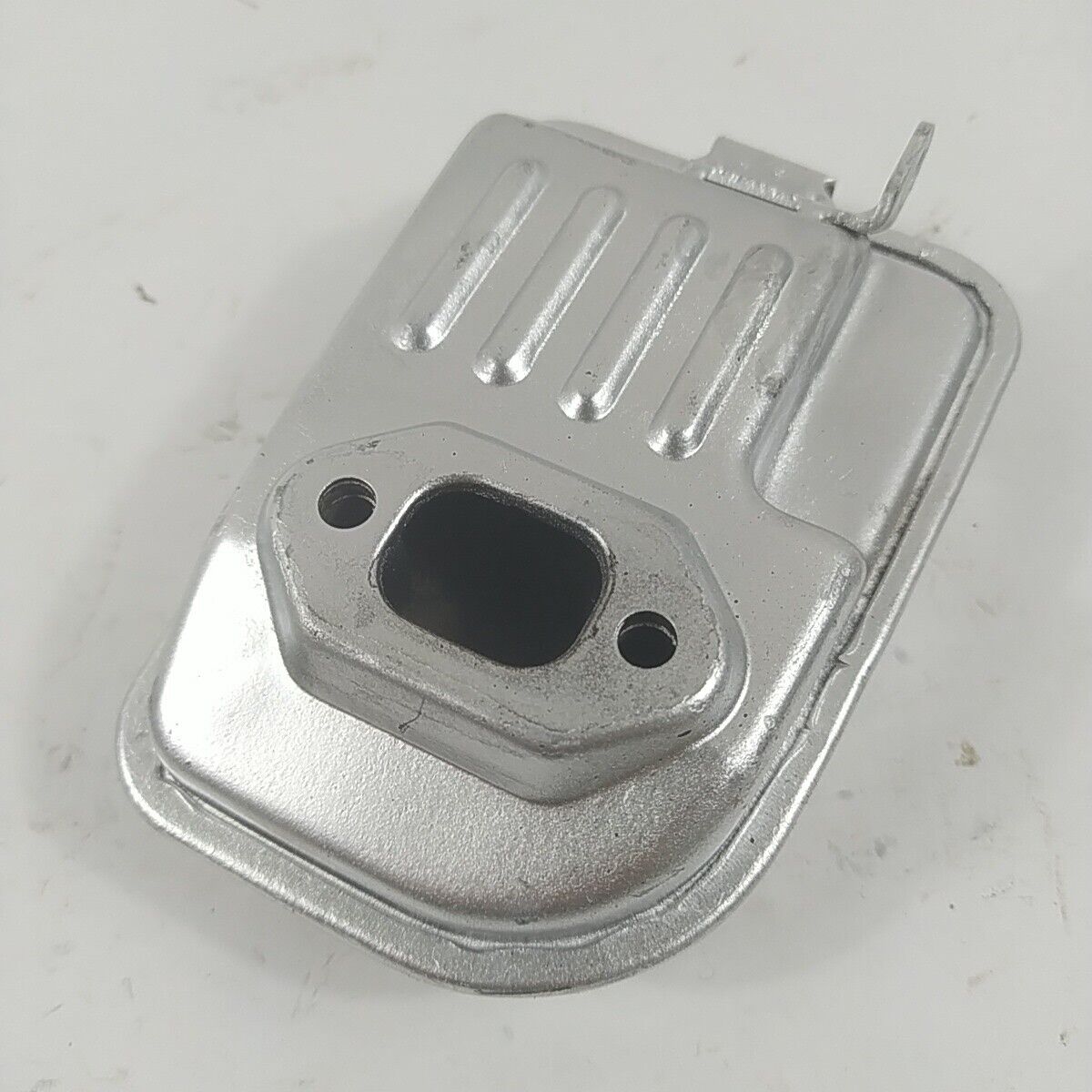 Ricambio MARMITTA SILENZIATORE TERMINALE DI SCARICO DECESPUGLIATORE ALPINA usato