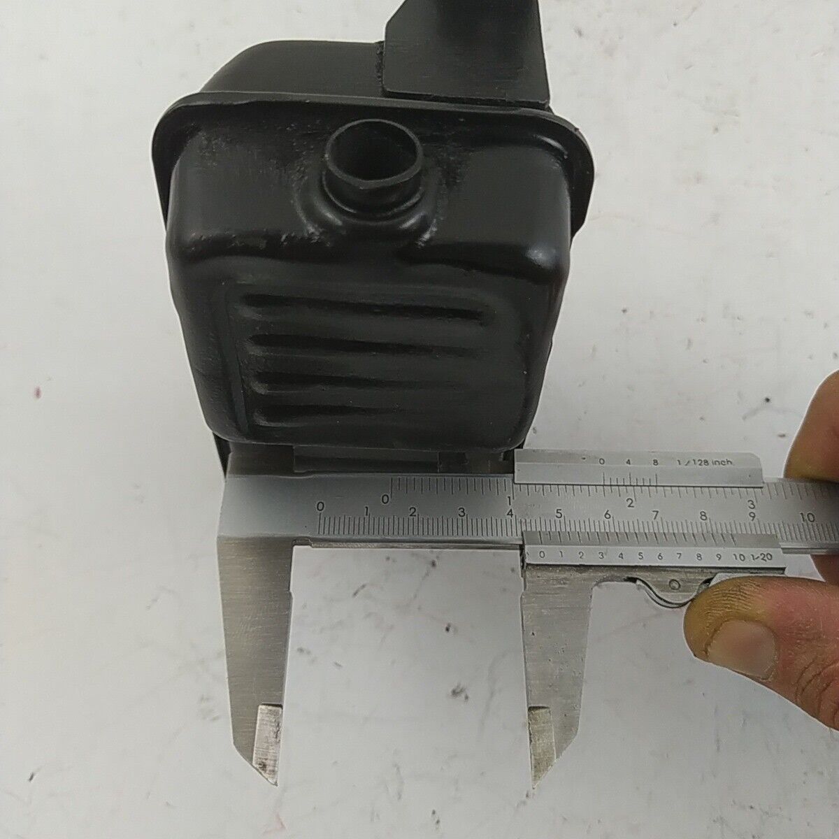 Ricambio MARMITTA SILENZIATORE usato per decespugliatore Komatsu ZENOAH G4K