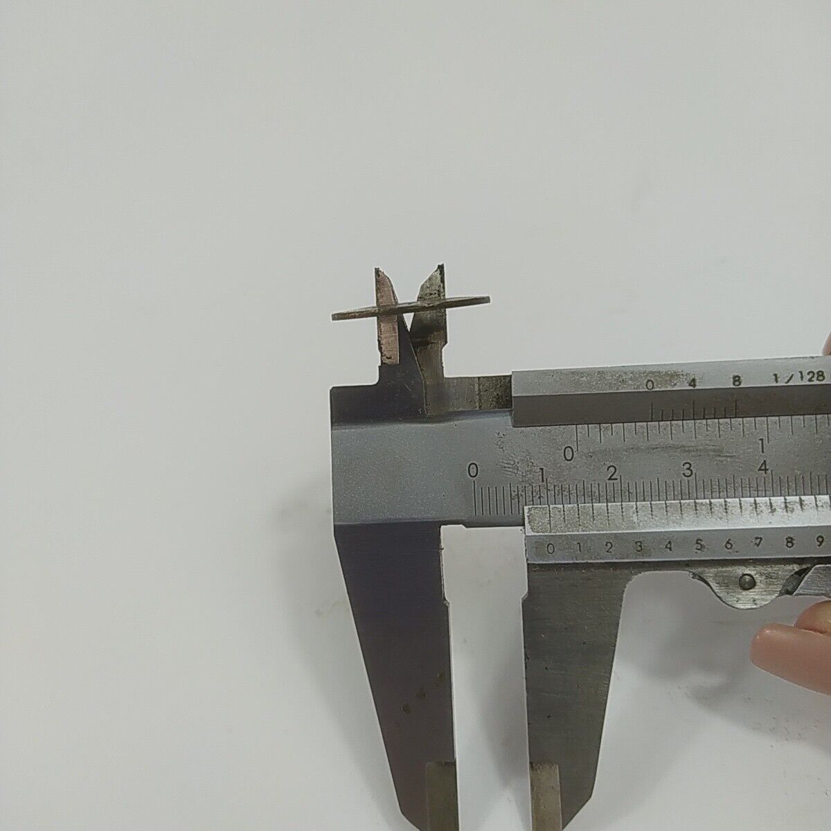 ricambi DADO BULLONE CAMPANA FRIZIONE per motosega castor ALPINA PROF 70 usati