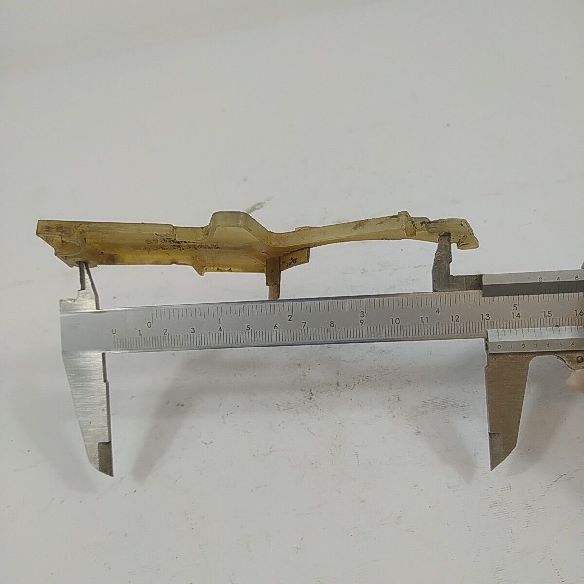 Ricambio COPERCHIO FRENO CATENA FRIZIONE per motosega CASTOR CP 700 usato