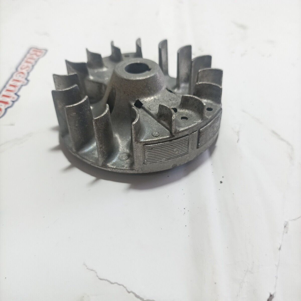 Ricambio VOLANO ACCENSIONE AVVIAMENTO Usato decespugliatore SANDRIGARDEN GBL 26 