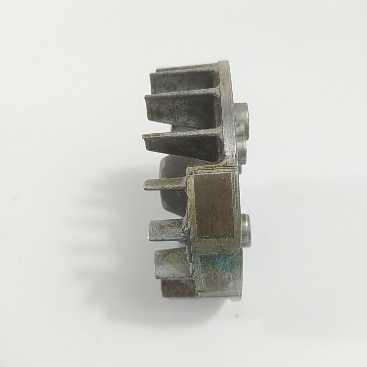 Ricambio VOLANO DI AVVIAMENTO usato decespugliatore Komatsu ZENOAH G3K IKE