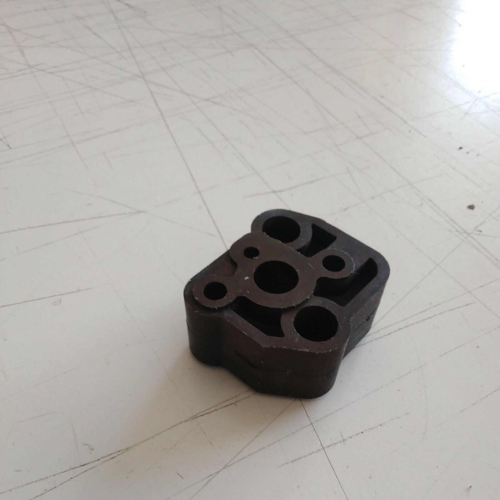 DECESPUGLIATORE CASTOR TURBO 20 COLLETTORE CARBURATORE ASPIRAZIONE ricambi Usato