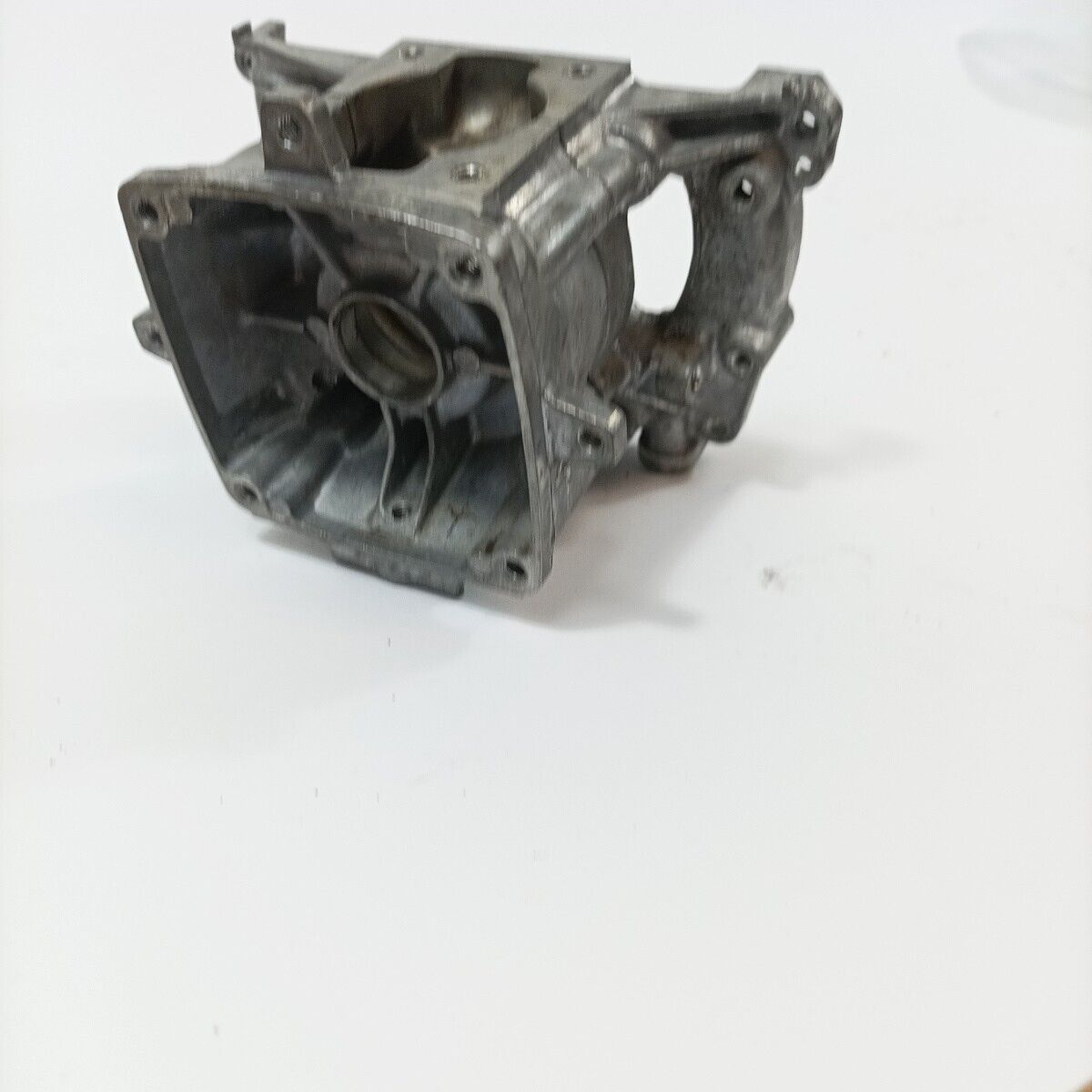 Ricambio BASAMENTO CILINDRO Motore Usato per decespugliatore Komatsu ZENOAH G3K