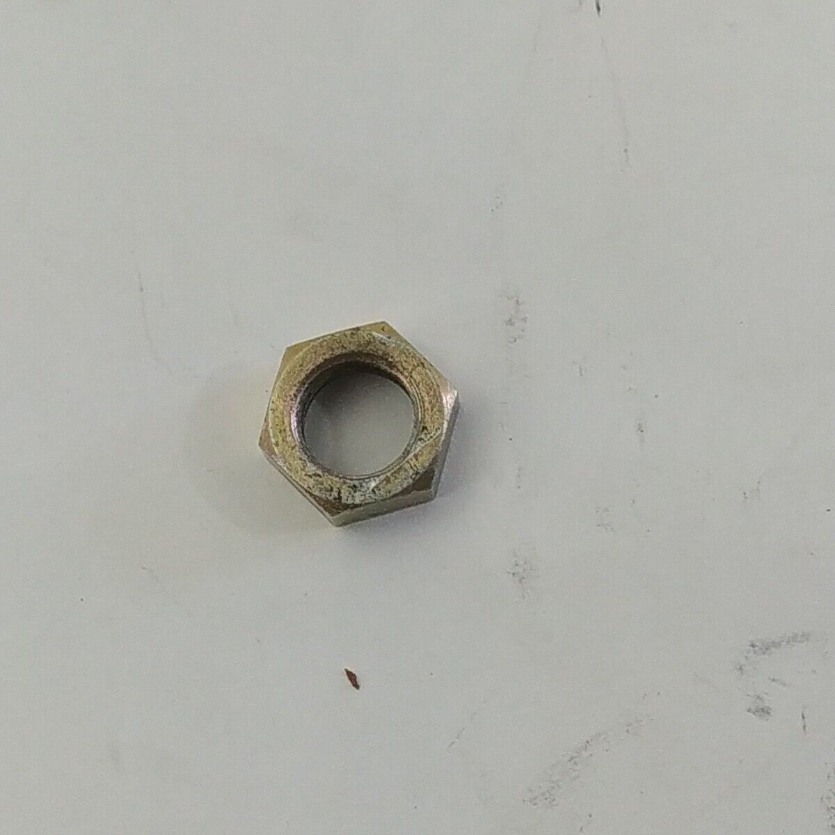 Ricambio DADO ALBERO MOTORE VOLANO usato per decespugliatore Komatsu ZENOAH G4K