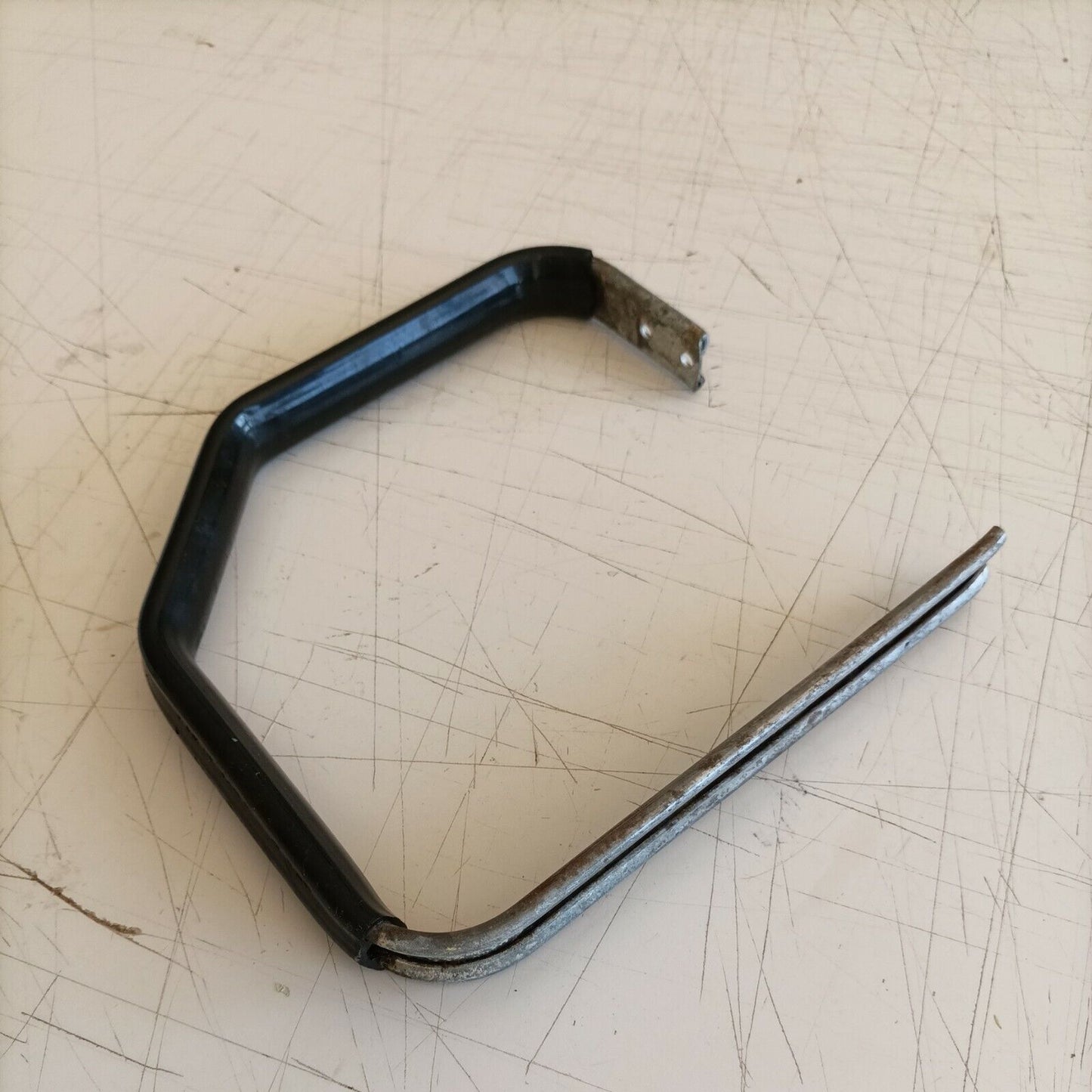 manico IMPUGNATURA SUPERIORE PER MOTOSEGA PIONEER EASY ARC START P20 usato