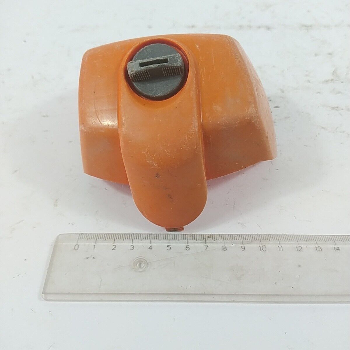 COPERCHIO FILTRO ARIA carburatore per motosega OLEO MAC GS 440 ricambi usati