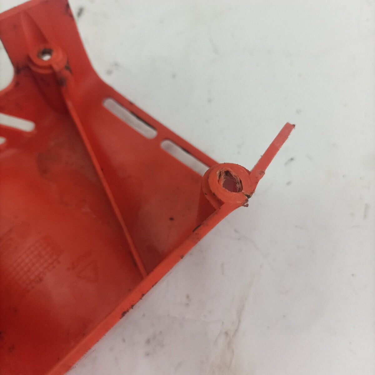 MOTOSEGA CASTOR CP 361 ricambio COPERCHIO COPERTURA MOTORE CILINDRO  Usato 