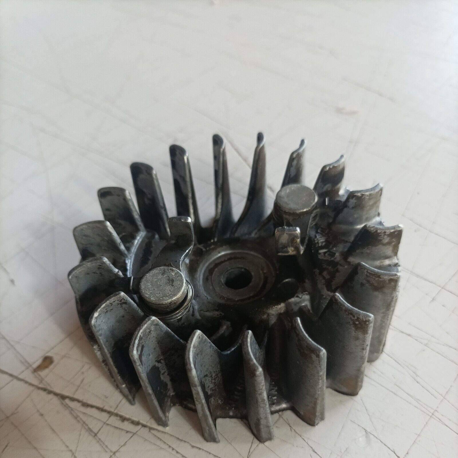 VOLANO ACCENSIONE 02.0088.60 PER MOTOSEGA EMAK OLEOMAC 940 940C ricambi usati