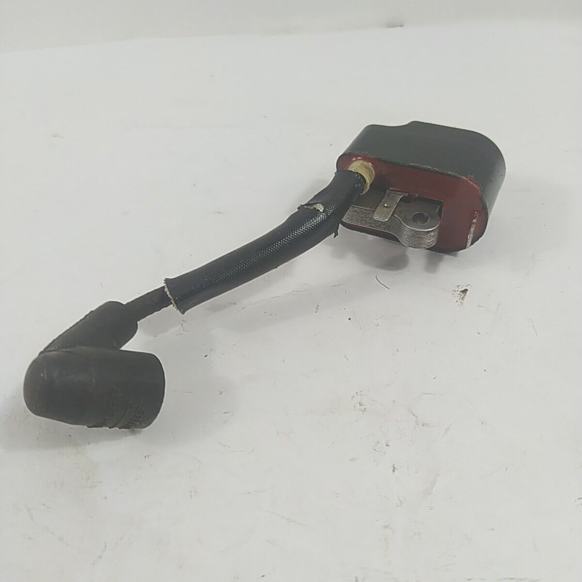 Ricambio BOBINA DI AVVIAMENTO ACCENSIONE PER MOTOSEGA POULAN usato